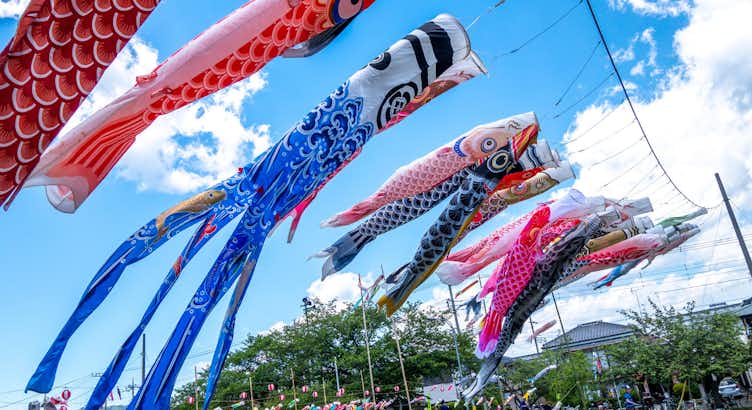 長房ふれあい端午まつり！八王子南浅川1000匹の鯉のぼり - タケモトの