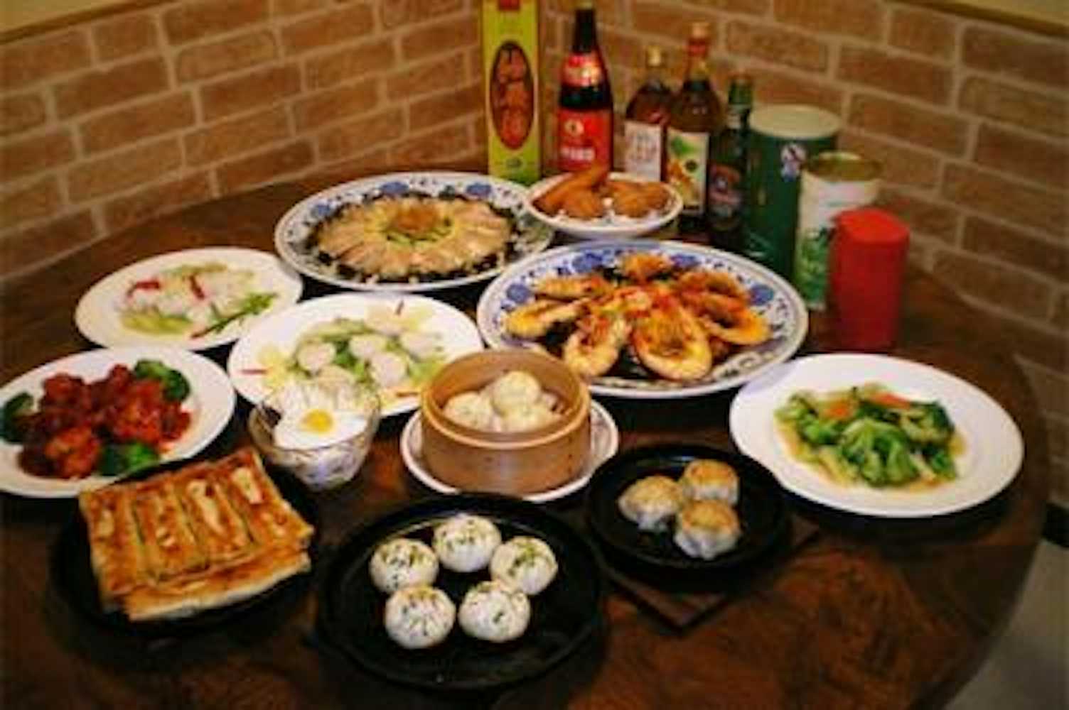 金山村ではコース料理も充実しています!各種ご宴会などに。