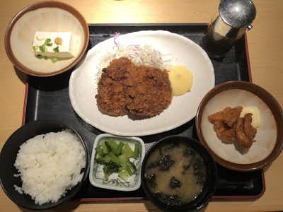 【閉店】テング酒場 京王八王子店 の口コミ評価評判手作り牛タンメンチカツセット