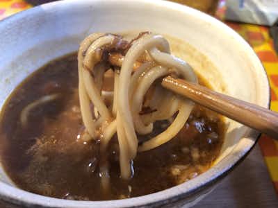 ビーフラーメン＆つけ麺 シゲジンの口コミ評価評判ビーフつけ麺　麺リフト