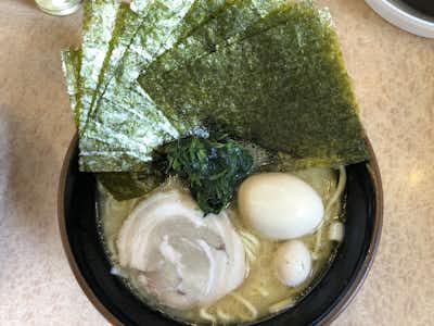 家系ラーメン　釜利家（かまりや） 八王子東中野店の口コミ評価評判ラーメン　のり増し　味玉