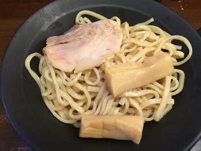 横浜家系ラーメン 王子家の口コミ評価評判厚めのメンマ