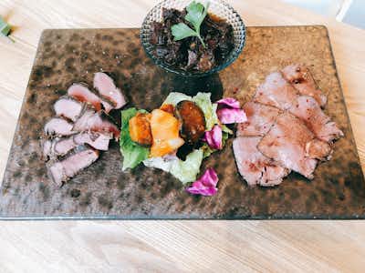 カフェ　山籟（さんらい）の口コミ評価評判鹿肉三種盛り