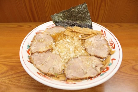 八王子ラーメン吾衛門のチャーシュー麺