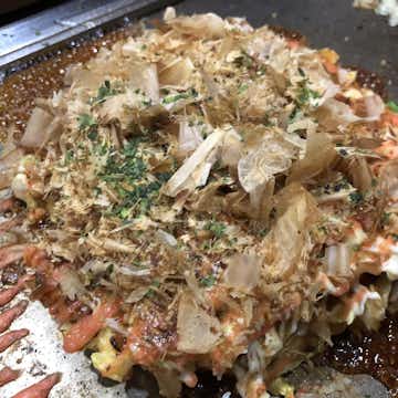 お好み焼き・鉄板焼き osakaきっちん ・ ・ ・ 東急プラザにあるこだわりの鉄板焼きが
