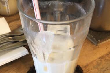 奈央屋の口コミ評価評判飲みかけですがランチセットのラッシー