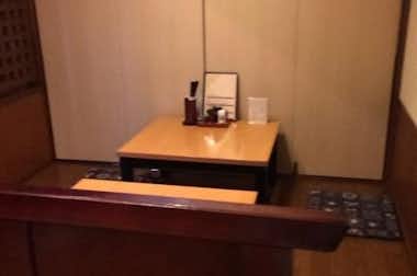 和食屋割烹やまひさの口コミ評価評判店内　小上がり席