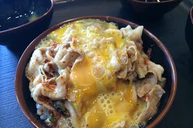 爆肉丼の店 七色の口コミ評価評判