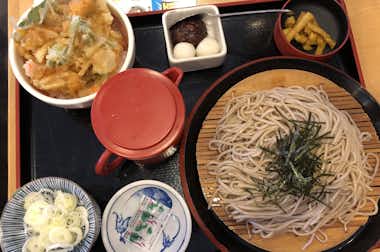 久兵衛屋 八王子めじろ台店の口コミ評価評判ざるそばとミニ天丼セット