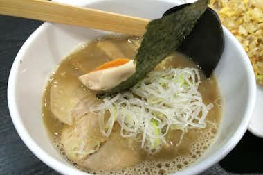 【閉店】つけめんらーめん美豚　西八王子店の口コミ評価評判美豚のラーメン