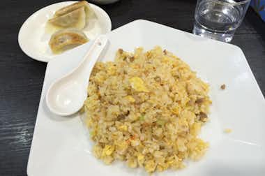 【閉店】つけめんらーめん美豚　西八王子店の口コミ評価評判チャーハンセット