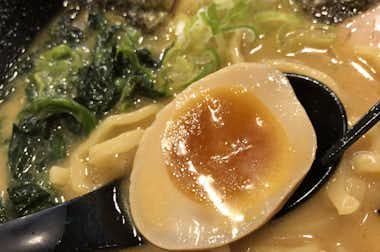 【閉店】とんこつらーめん　とんとことん　八王子店の口コミ評価評判味玉トッピング