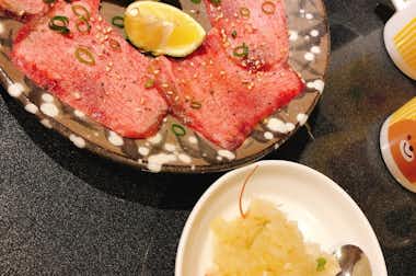 焼肉 牛島（やきにく うしじま）の口コミ評価評判ネギ上タン塩