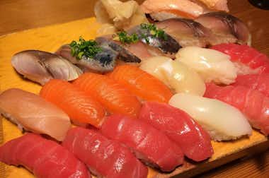 や台ずし 西八王子南口町の口コミ評価評判下駄いっぱいの握り
