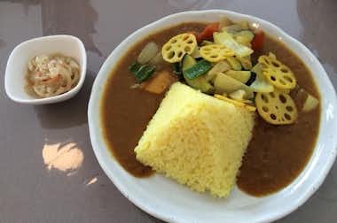 ココテラス （旧店名：これく亭）の口コミ評価評判野菜カレー、玉ねぎのアチャール