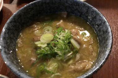 純米酒と炭火焼鶏 燗鶏道-カントリーロード-の口コミ評価評判モツ煮込み